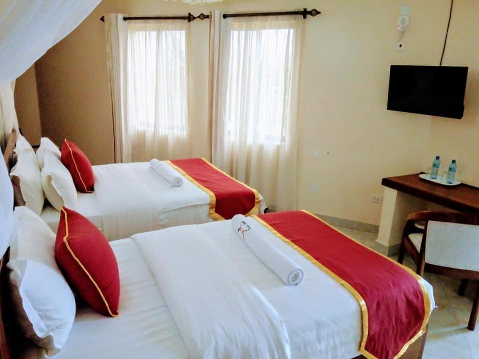 Prinias Hotel Kisumu Exterior foto